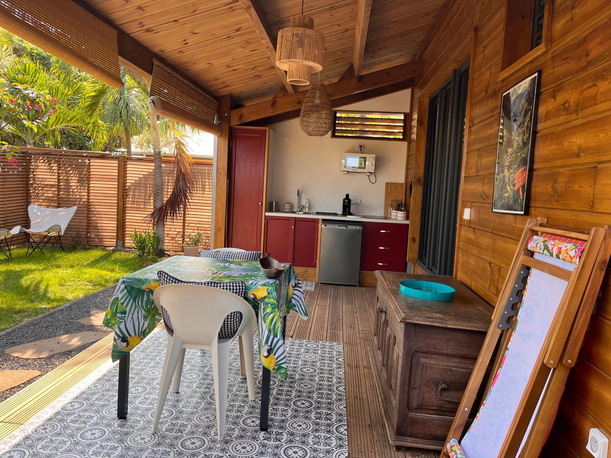 Bungalow Leu Gadiamb Saint-Leu Kültér fotó