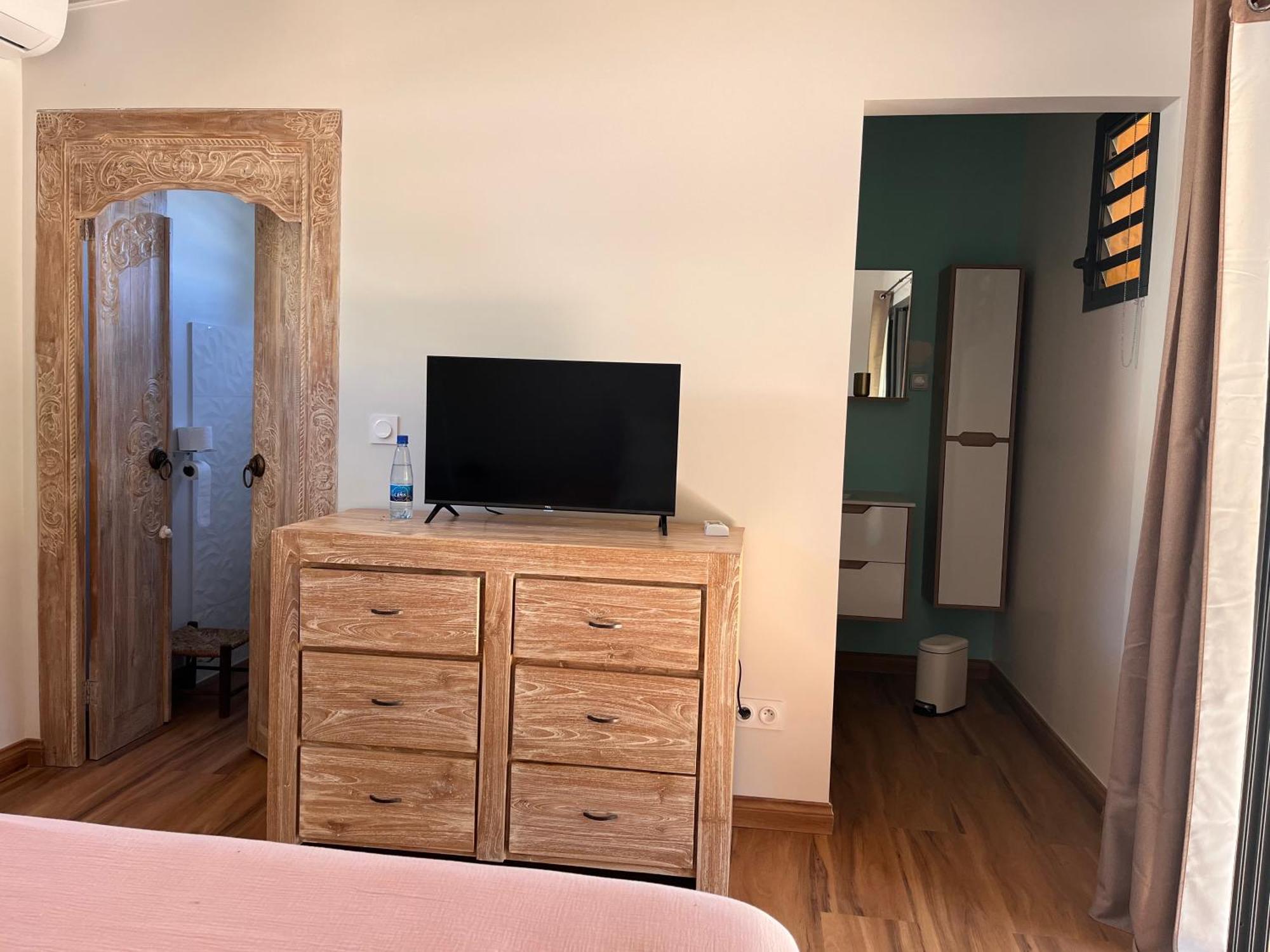 Bungalow Leu Gadiamb Saint-Leu Kültér fotó