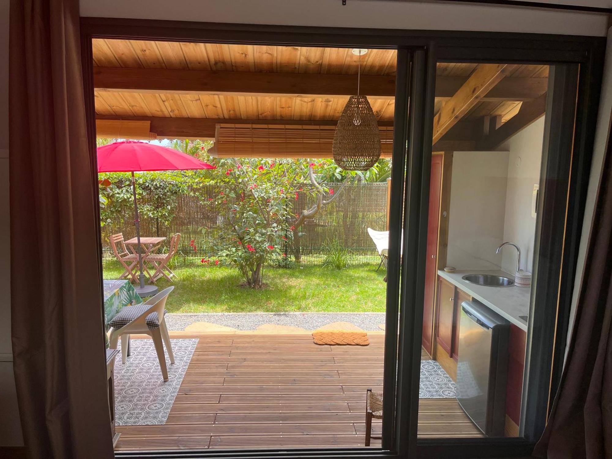 Bungalow Leu Gadiamb Saint-Leu Kültér fotó